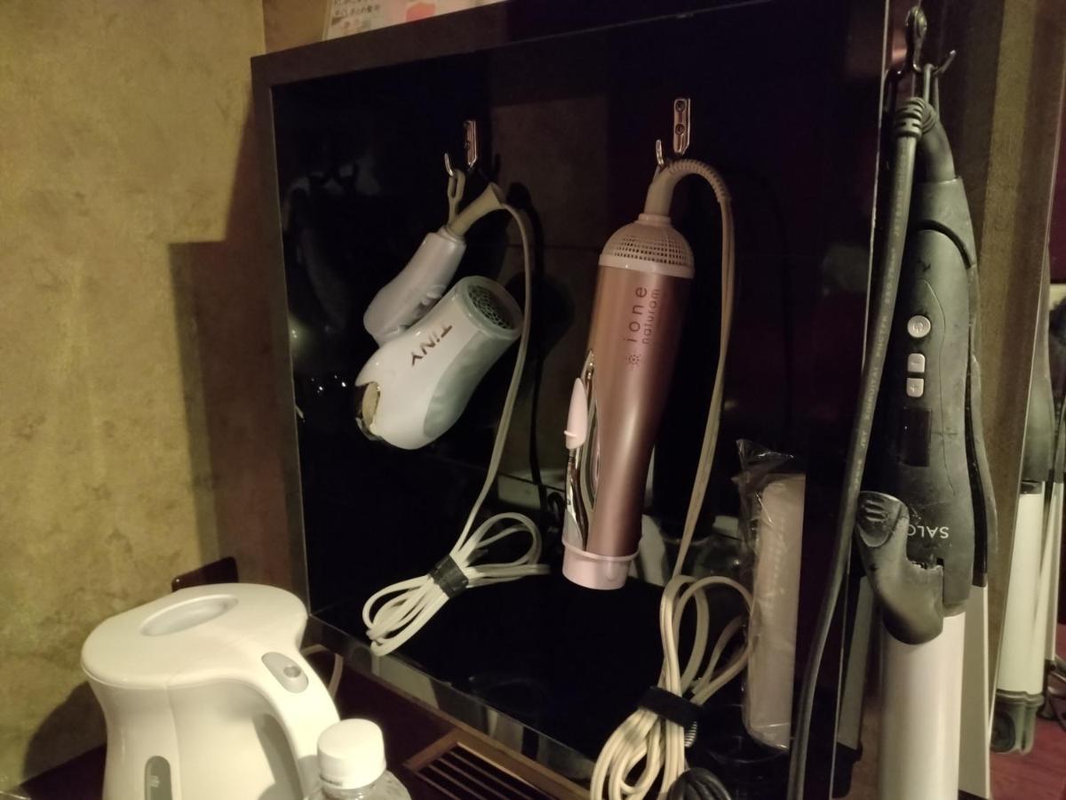 ホテル ベニ ウエスト 大人専用 Осака Экстерьер фото